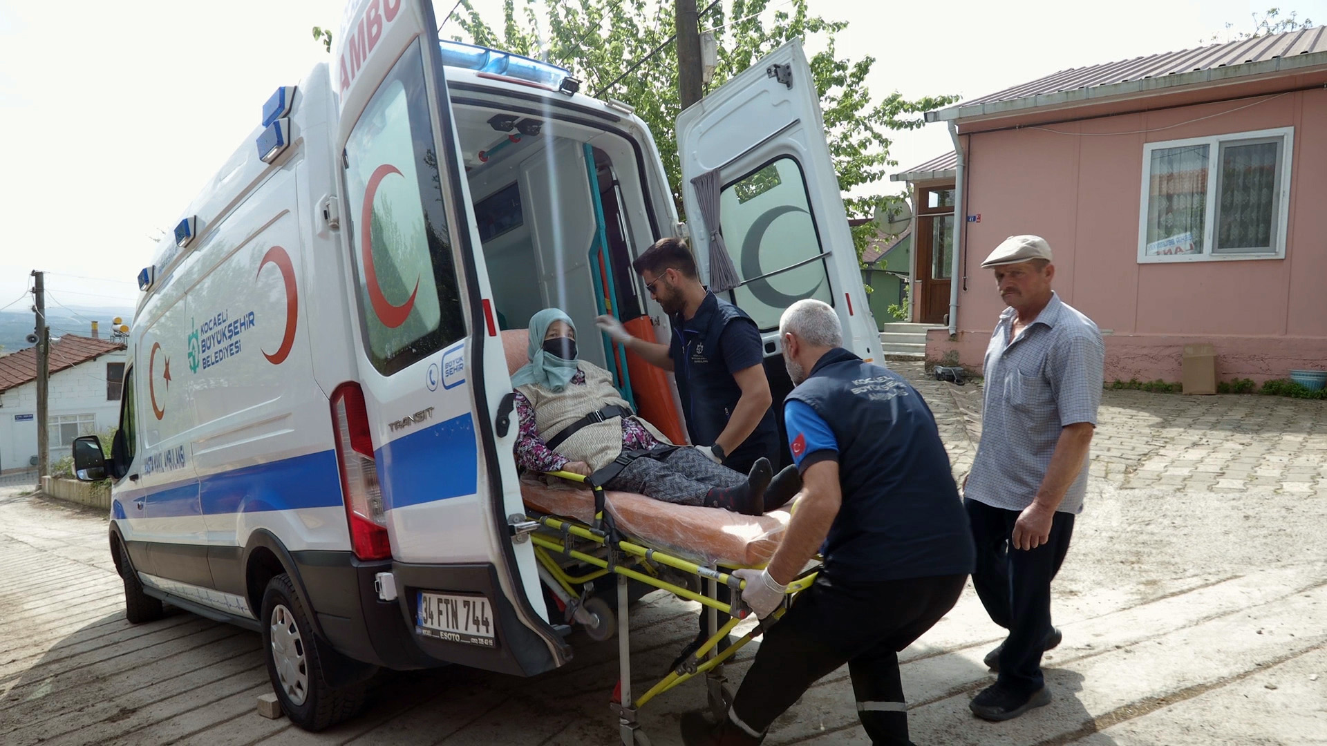 Hasta Nakil Ambulanslarıyla tedaviye güvenli ulaşım (1) kopya