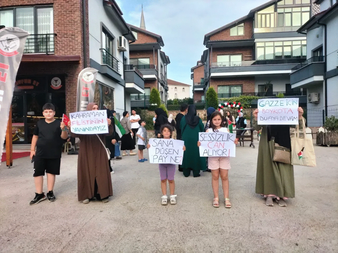 Derbentlilerden İsrail’in Filistin’deki zulmüne tepki1