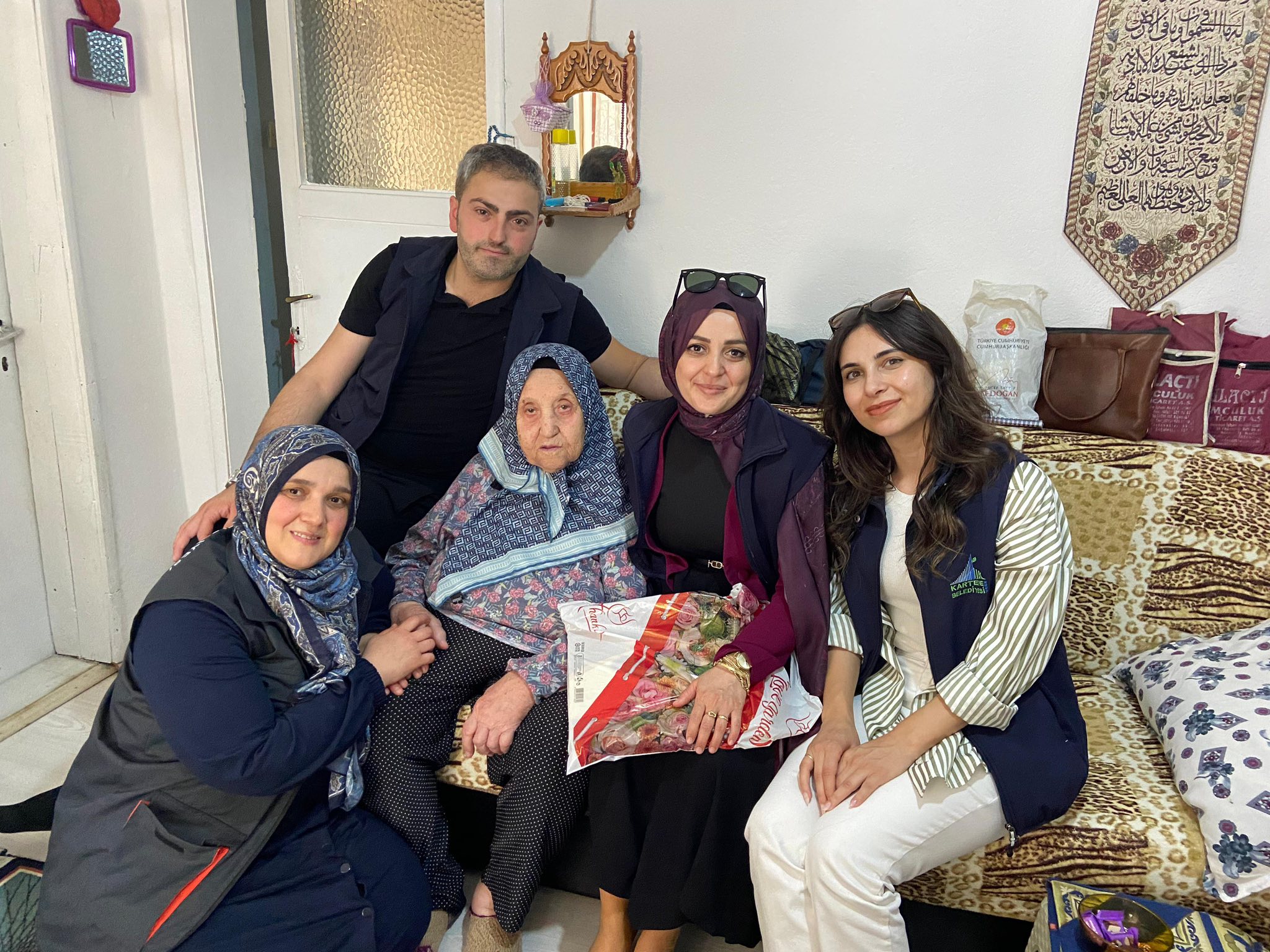 Alo Evlat Sağlık Kulübü’nden Bayramda Anlamlı Ziyaretler