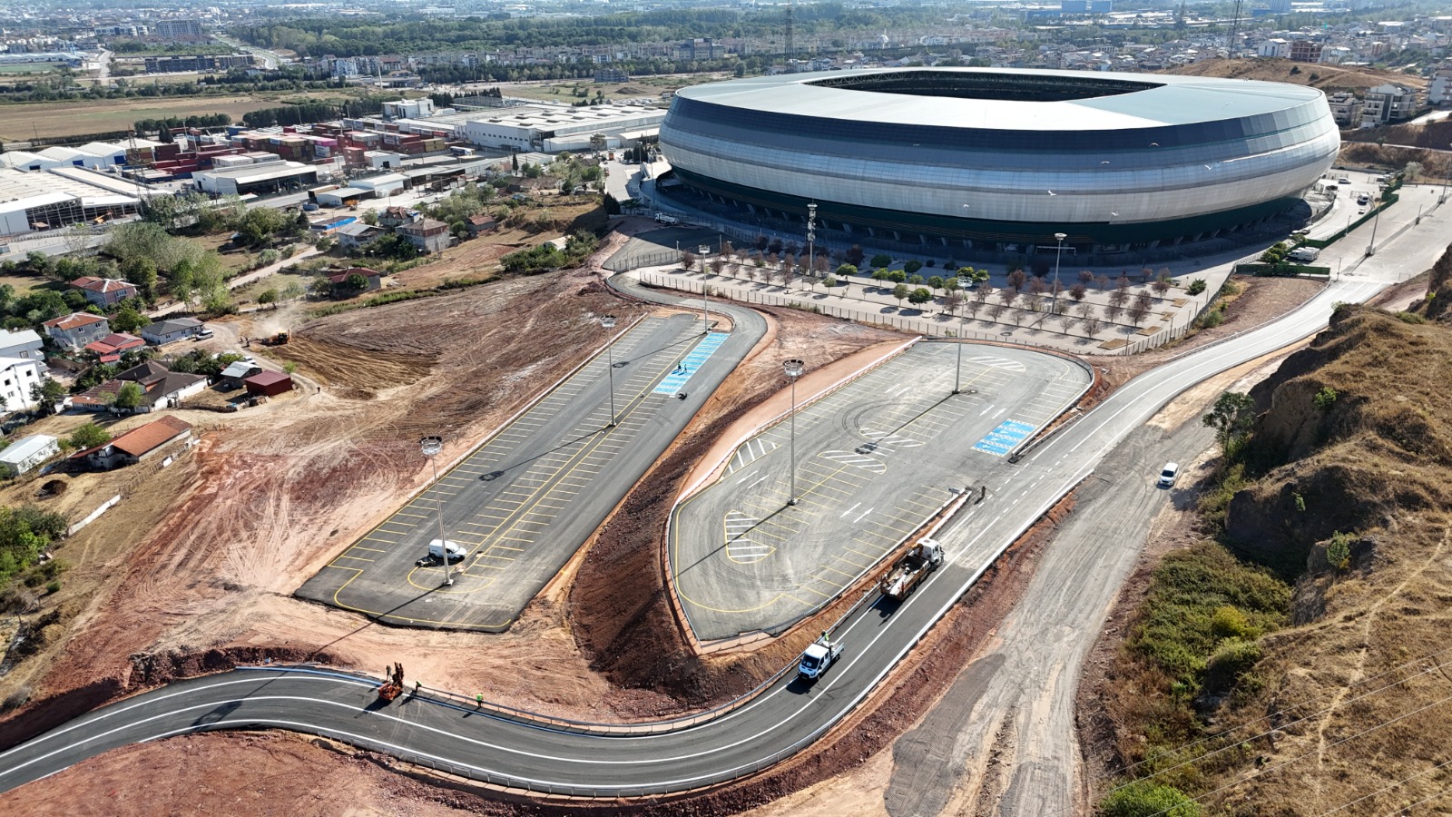 Kocaeli Stadı'nda otoparklar tamam (3)