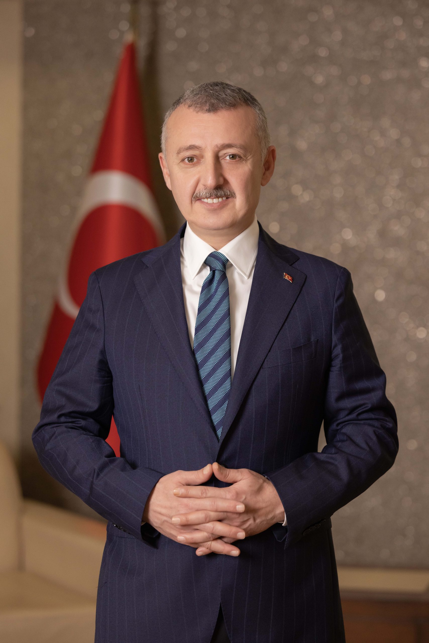 Kocaeli Büyükşehir Belediye Başkanı Doç. Dr. Tahir Büyükakın