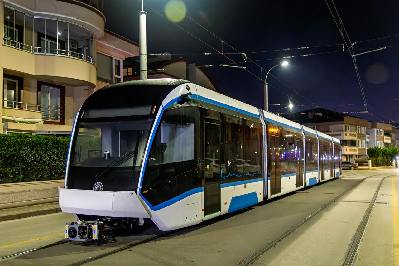 Raylı sistem güçleniyor, ulaşım çağ atlıyor (1)