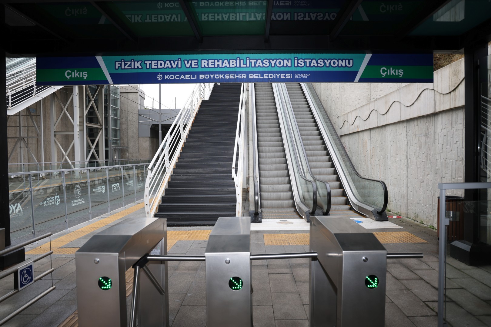 Şehir Hastanesi'nde yürüyen merdiven bakıma giriyor
