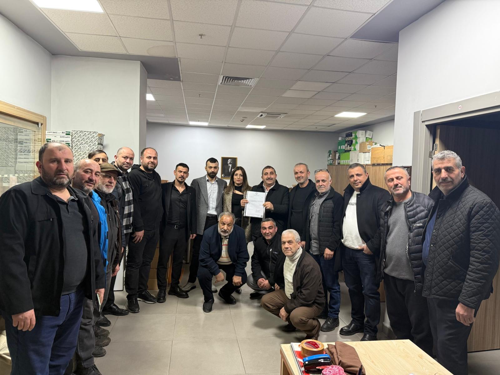 Güven Tazeleyen Kumsar Mazbatasını Aldı “Bu başarı hepimizin”1