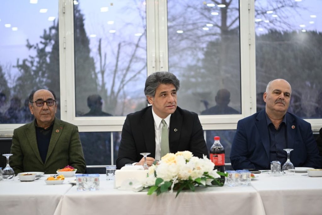 Kartepe Belediye Meclisi İftar Sofrasında Bir Araya Geldi