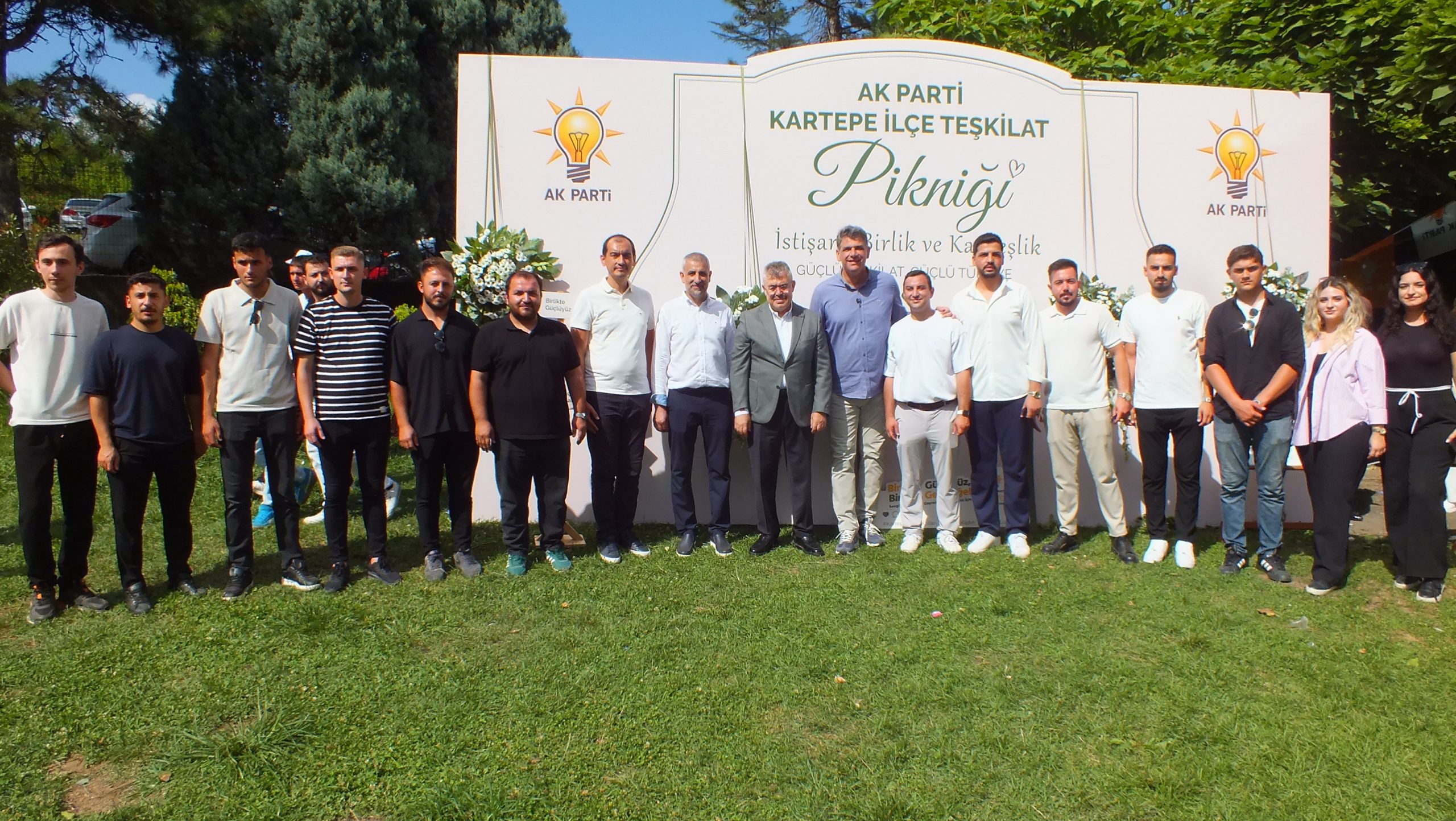 Ak Parti Aile Pikiniğine İlgi Fazlaydı1