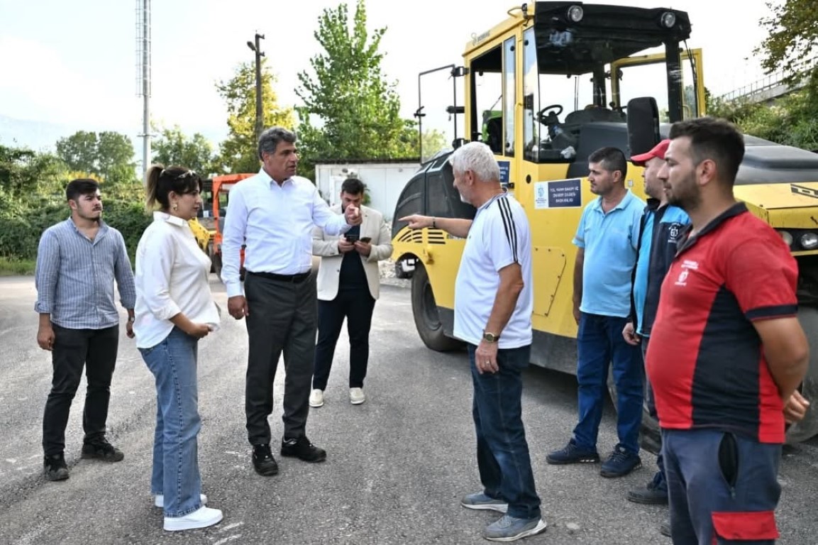 Başkan Kocaman Asfalt Çalışmalarını Yerinde İnceledi (6)