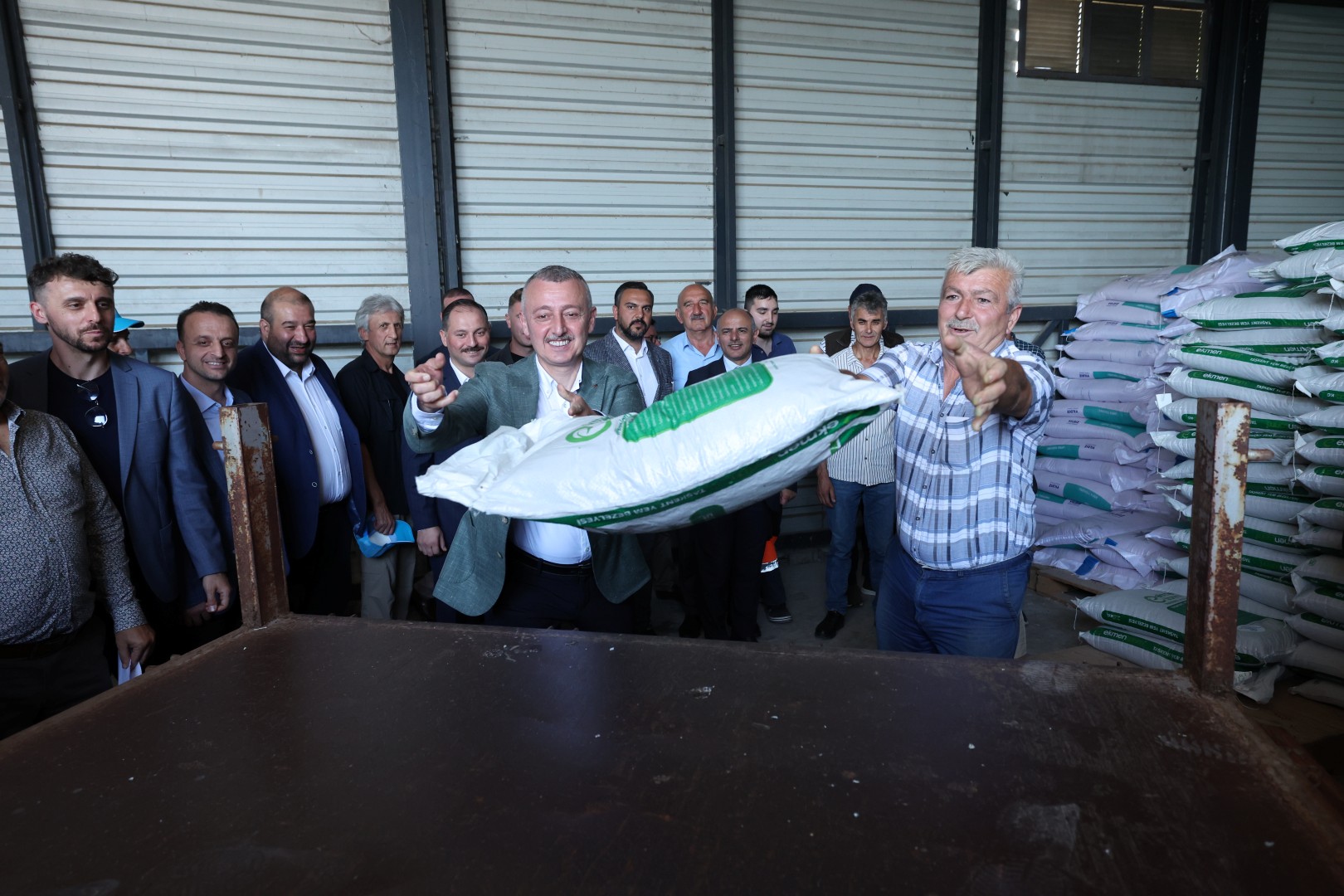 Büyükşehir’den çiftçiye yüzde 50 hibeli tohum desteği (1)
