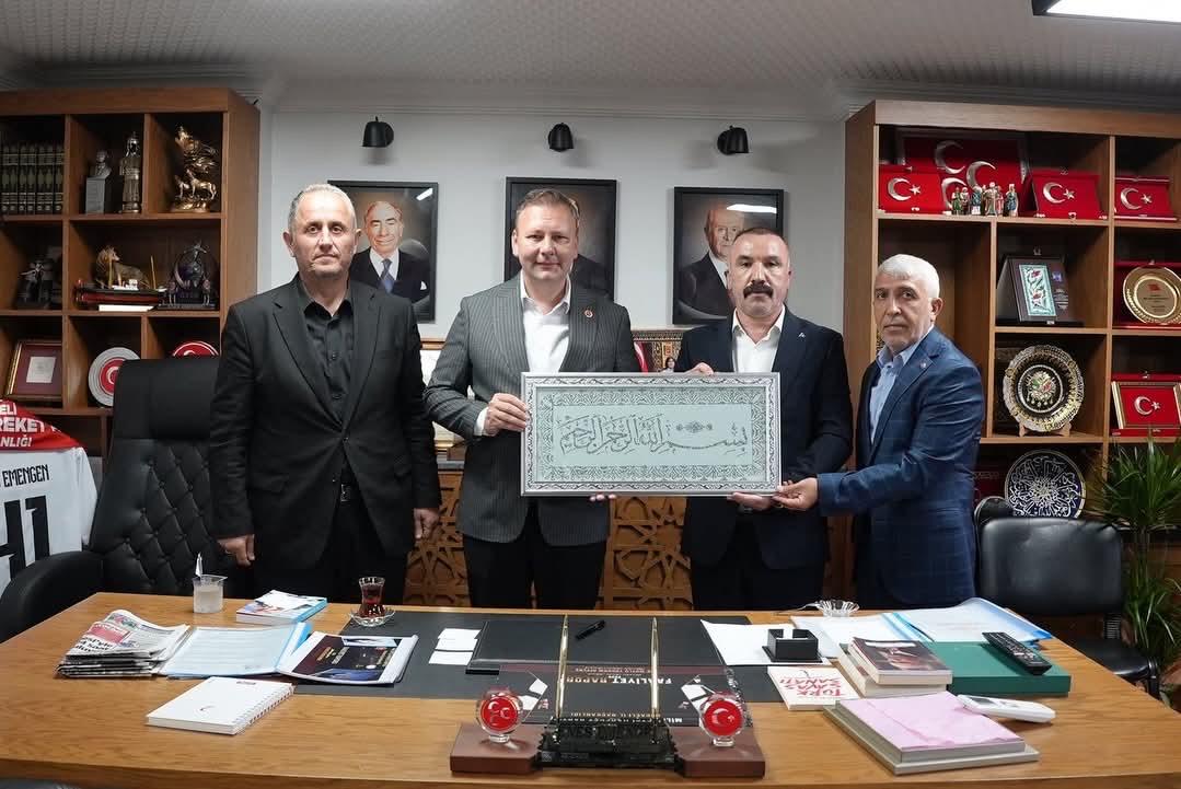 MHP Dilovası Teşkilatı’ndan İl Başkanı Enes Emengen’e Hayırlı Olsun Ziyareti1