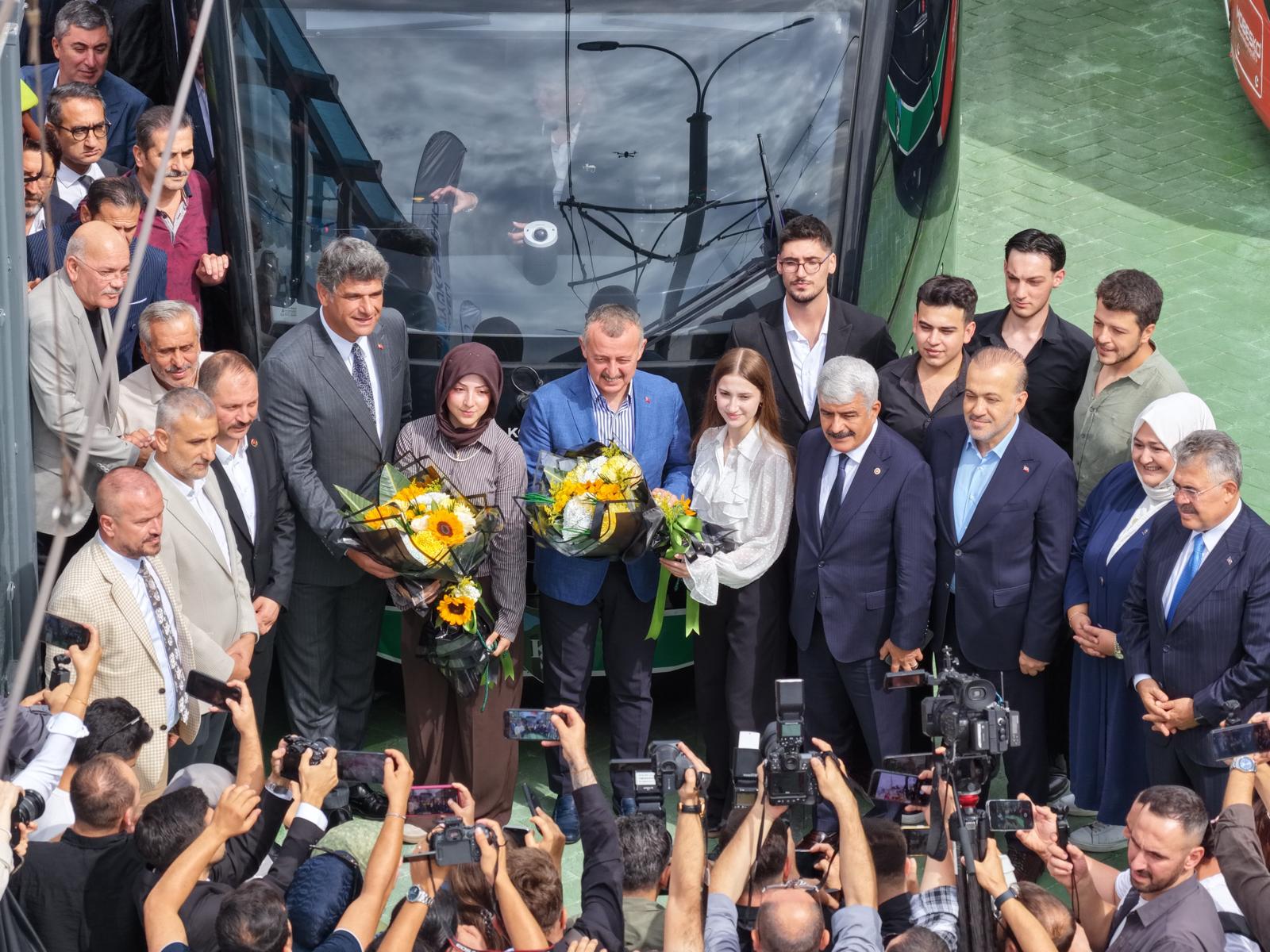 Tramvayın kapasitesi de, mesafesi de arttı (18)
